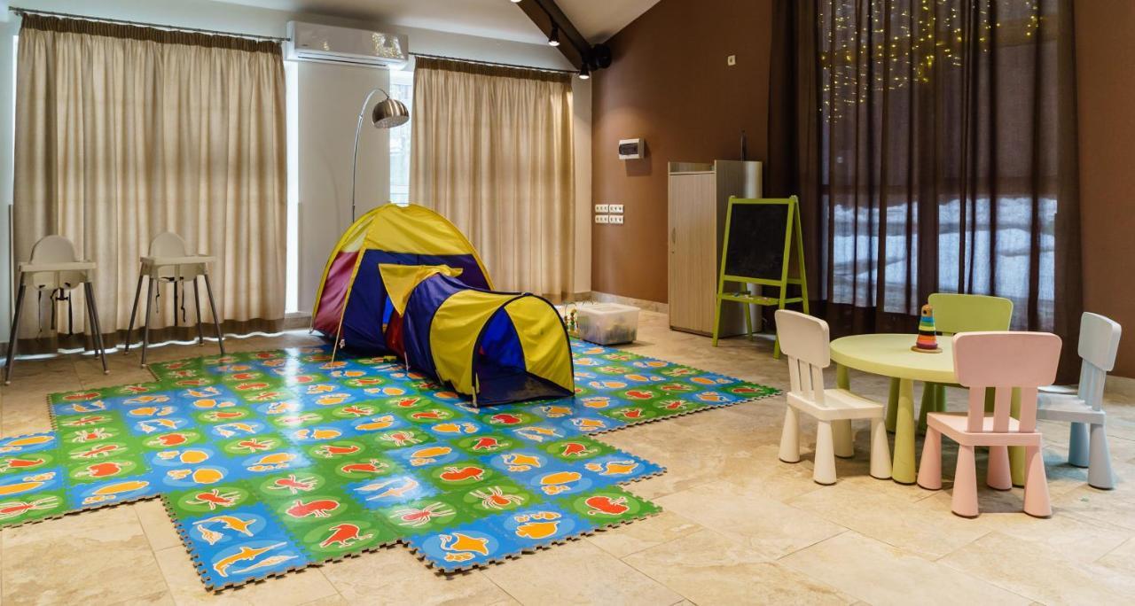 فندق Rakawفي  Isloch Park المظهر الخارجي الصورة